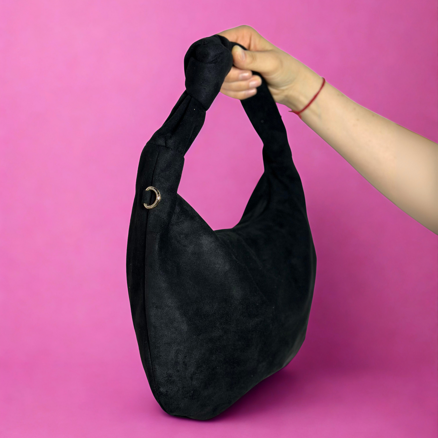 Borsa scamosciata piatta nera