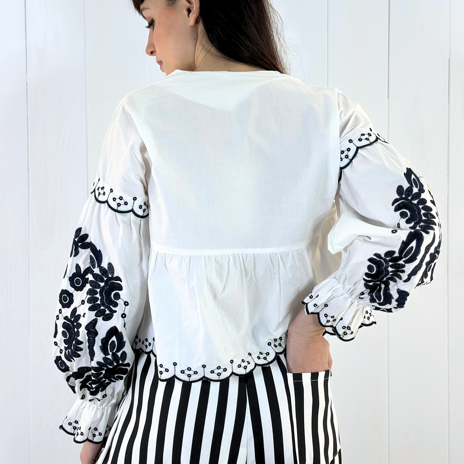 ABBIGLIAMENTO