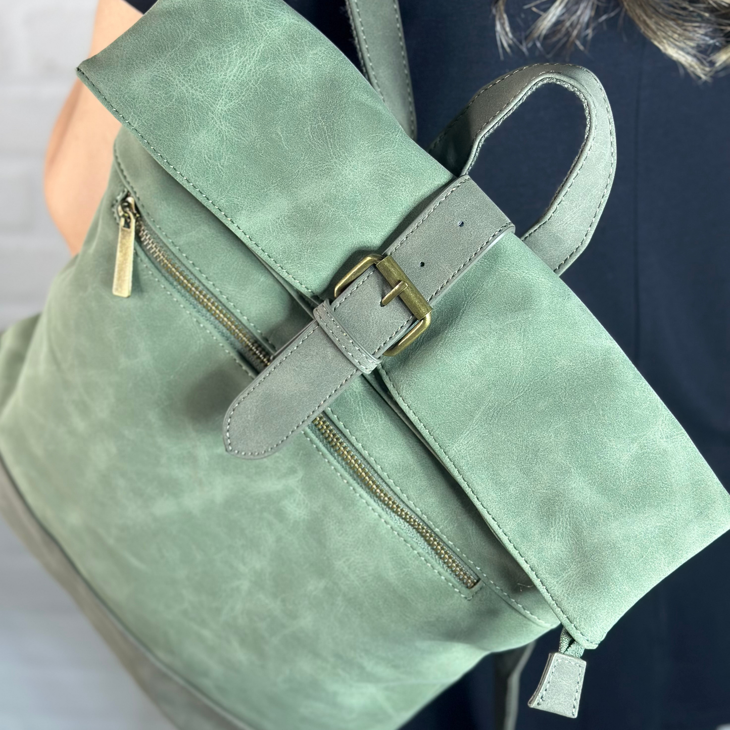 Zaino verde delavè