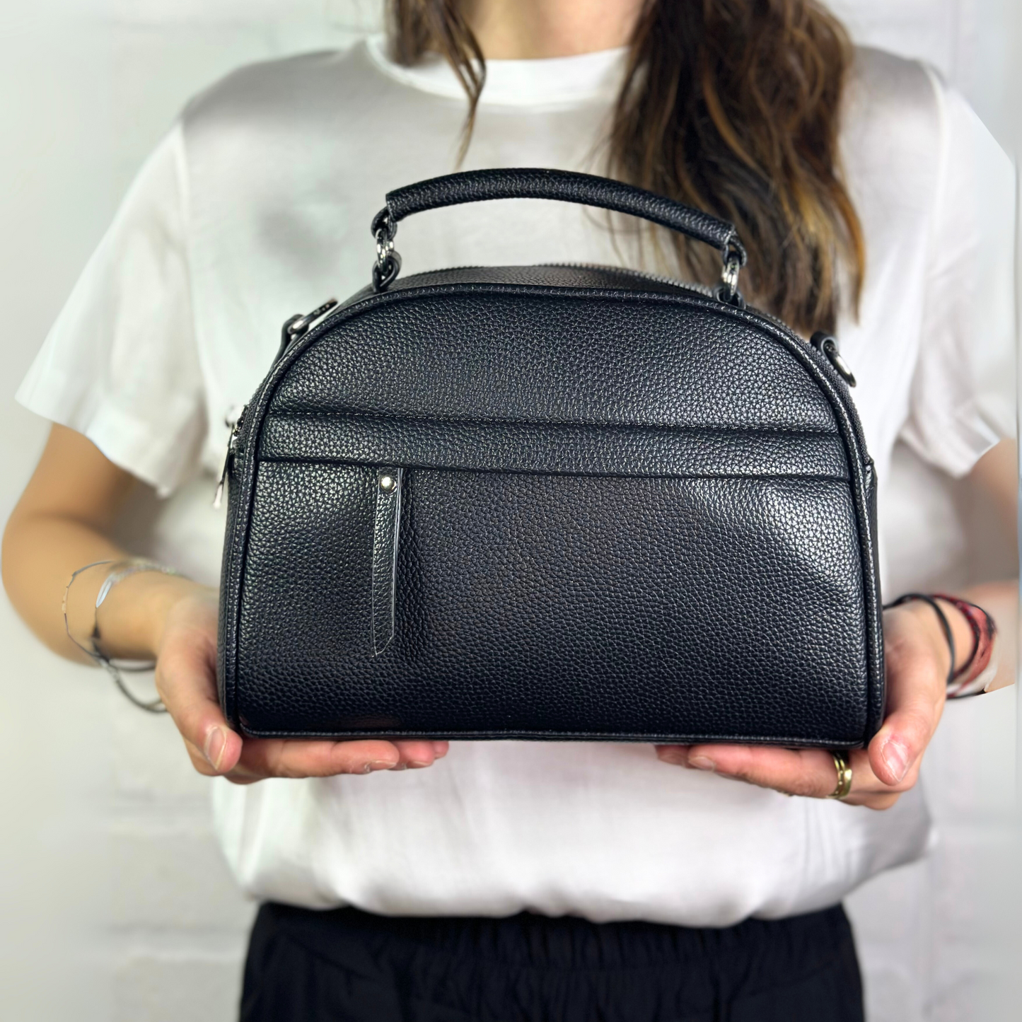 Bauletto nero con scomparti